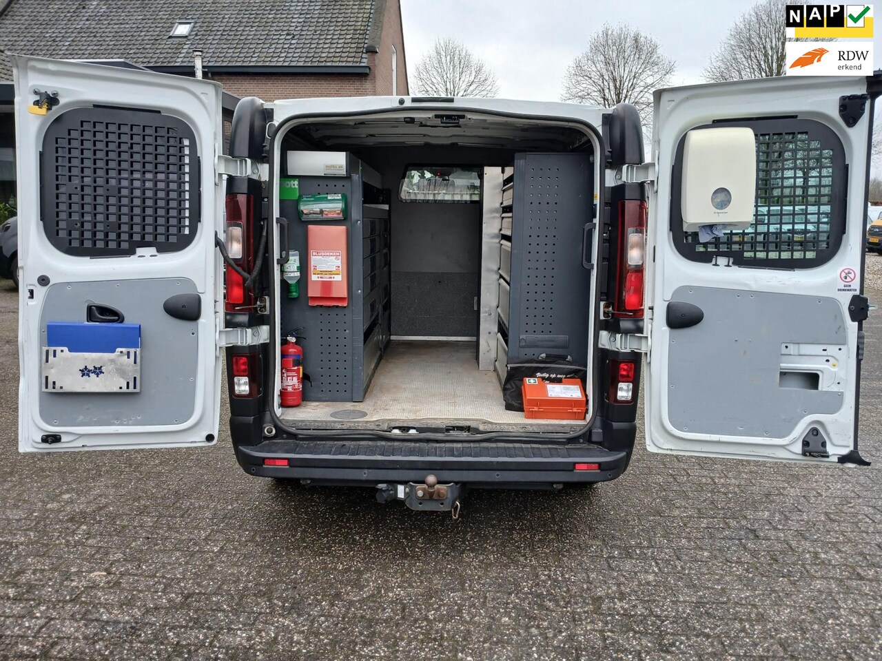 Renault Trafic - 1.6 dCi T27 L1H1 Comfort SERVICE WAGEN - AutoWereld.nl
