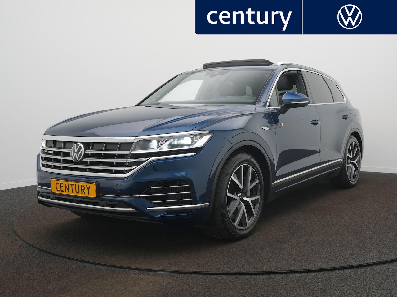 Volkswagen Touareg - Elegance 3.0 250 kW / 340 pk TSI SUV 8 versn. Tipt l Panodak l Vol leer l Luchtvering l - AutoWereld.nl
