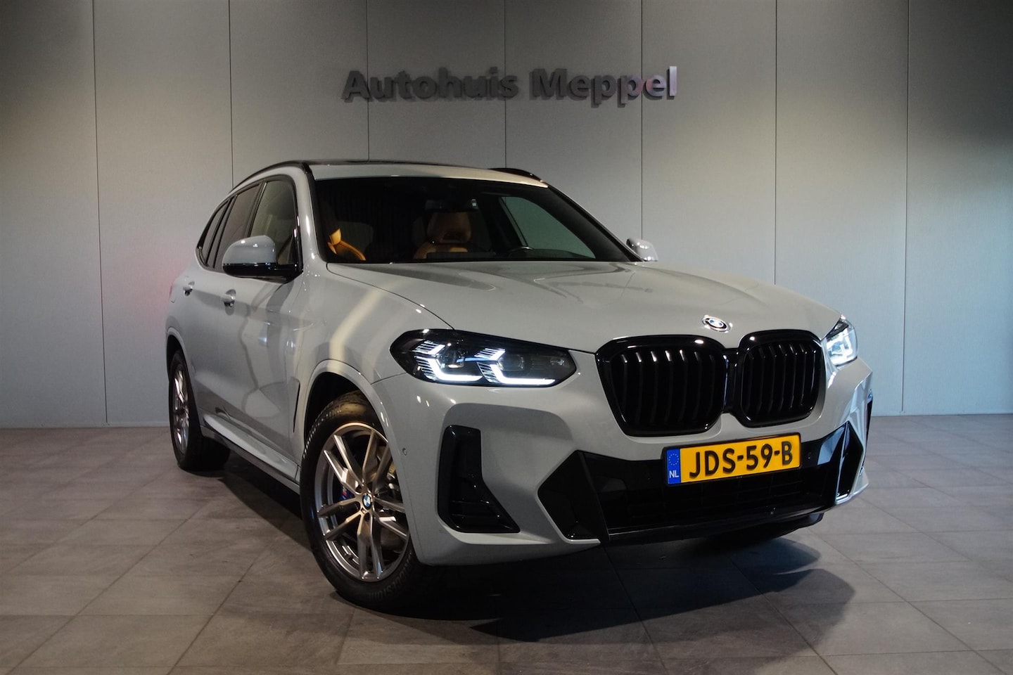 BMW X3 - xDrive30e M-Sport | Spec M-Stoelen | LED | HUD | Pano| 360Cam - AutoWereld.nl