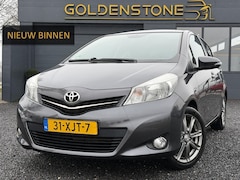 Toyota Yaris - 1.3 VVT-i Dynamic 1e Eigenaar, Dealer Onderhouden, Camera, Trekhaak, 6 Bak, Clima, Cruise,