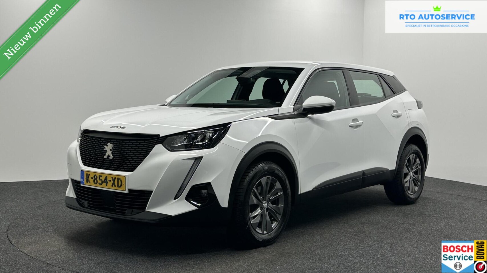 Peugeot 2008 - 1.2 PureTech Blue Lease Active CARPLAY CRUISE NAVI LM ECC. - AutoWereld.nl