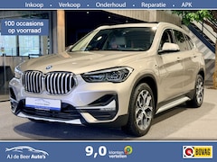 BMW X1 - xDrive25e High Executive Kaschmirsilber | Beige leder | Camera | HUD | Stoelverwarming 4x4
