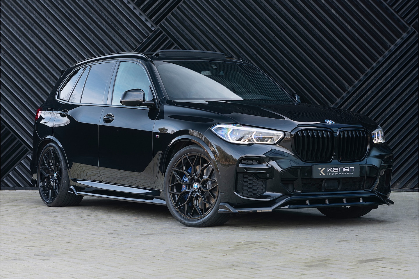 BMW X5 - xDrive45e M-Sport ACC Pano Head Up MStoel Softcl. Keyless Laser Trekhaak - AutoWereld.nl
