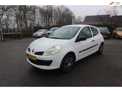 Renault Clio - 1.5 dCi Expression GEEN AIRCO