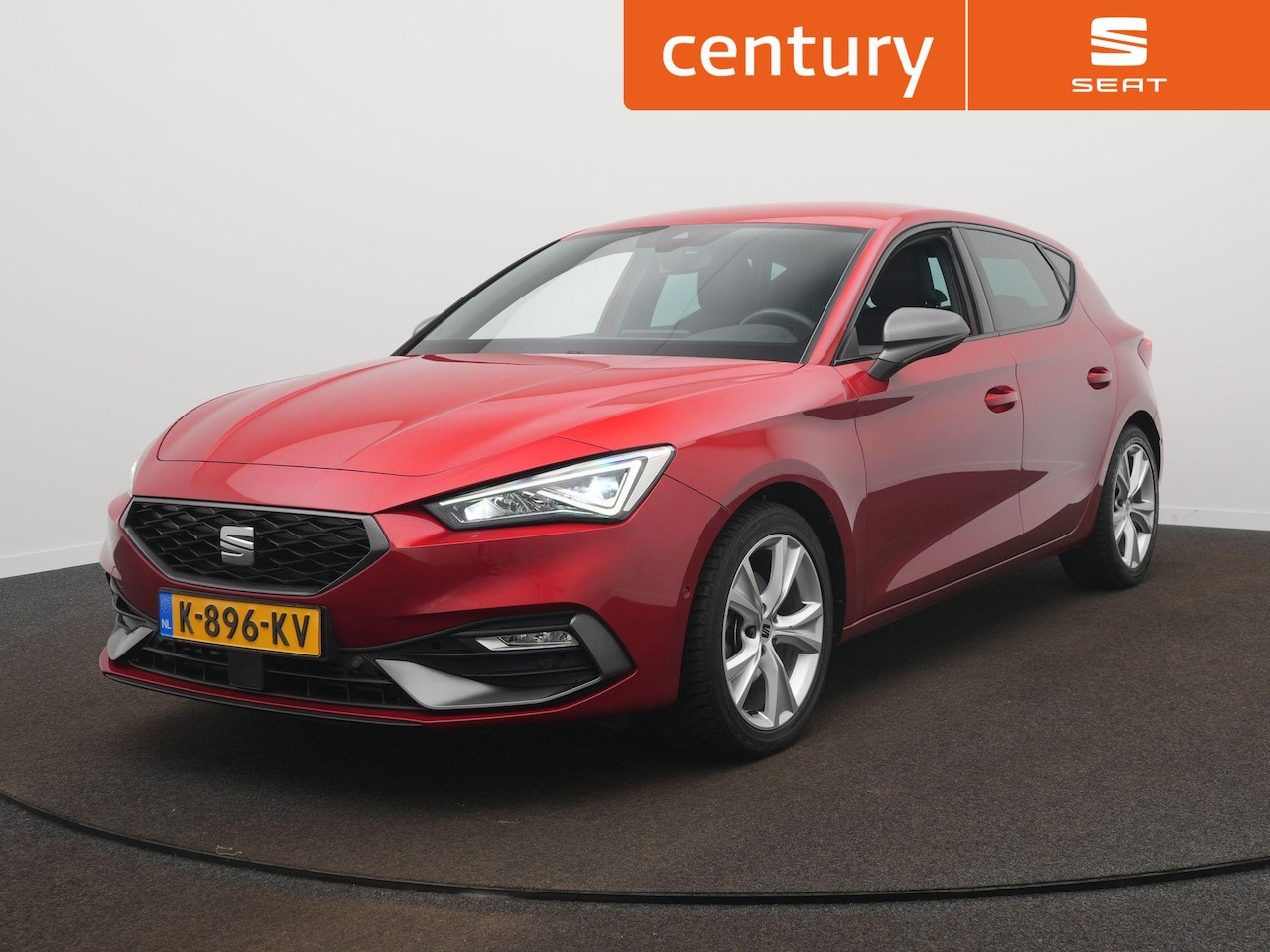 SEAT Leon - 1.0 TSI FR Launch Edition Navigatie - Sfeer verlichting - Apple Carplay/Android Auto - 17 - AutoWereld.nl