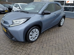 Toyota Aygo X - 1.0 VVT-i MT Play