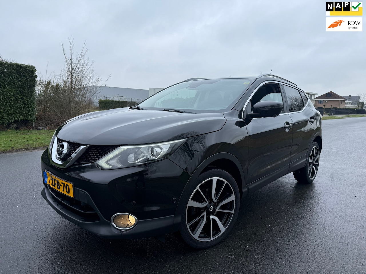 Nissan Qashqai - 1.2 Tekna KEYLESS/PANO/NAP/CLIMA/LEER/APK 2027 - AutoWereld.nl
