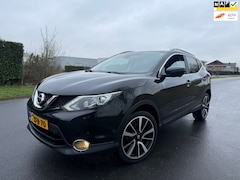 Nissan Qashqai - 1.2 Tekna KEYLESS/PANO/NAP/CLIMA/LEER/APK 2027