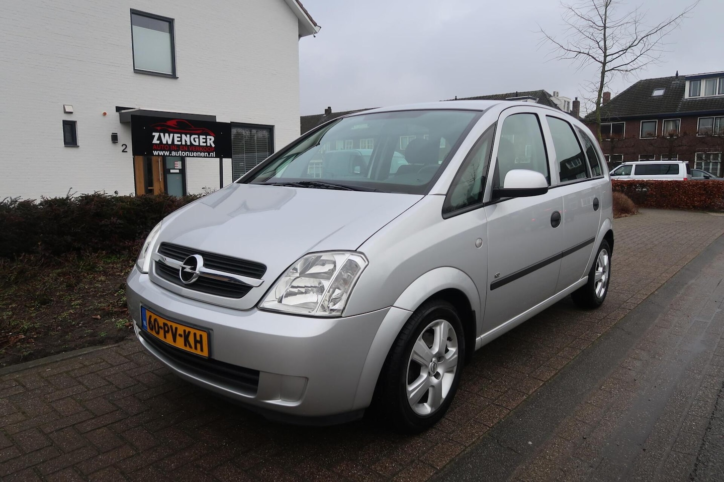Opel Meriva - 1.6-16V AUTOMAAT|AIRCO|TREKHAAK|PDC|CRUISECONTROL|DEALER ONDERHOUDEN|ZEER MOOI - AutoWereld.nl