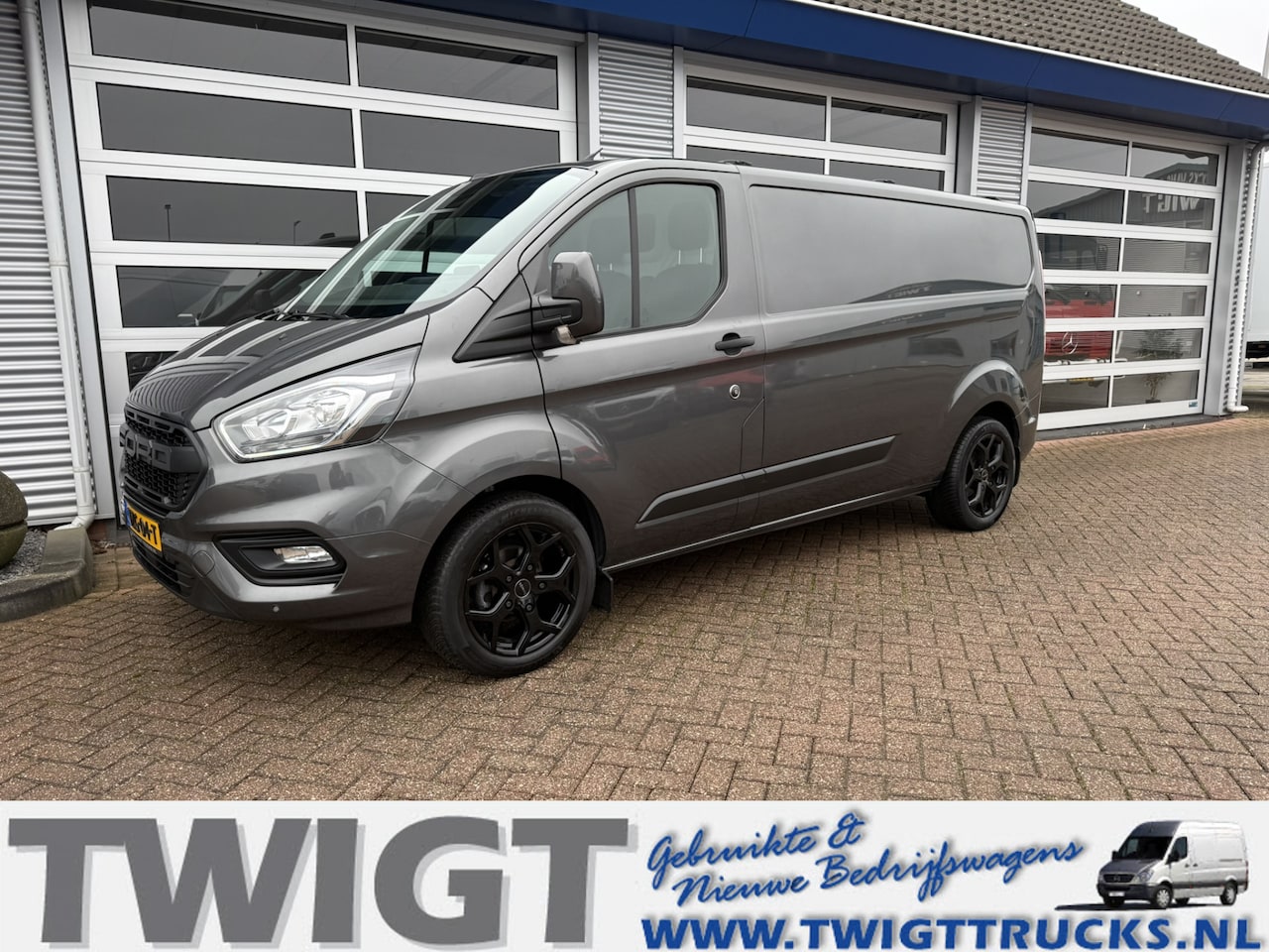 Ford Transit Custom - 300 2.0 TDCI L2H1 Limited Automaat - AutoWereld.nl