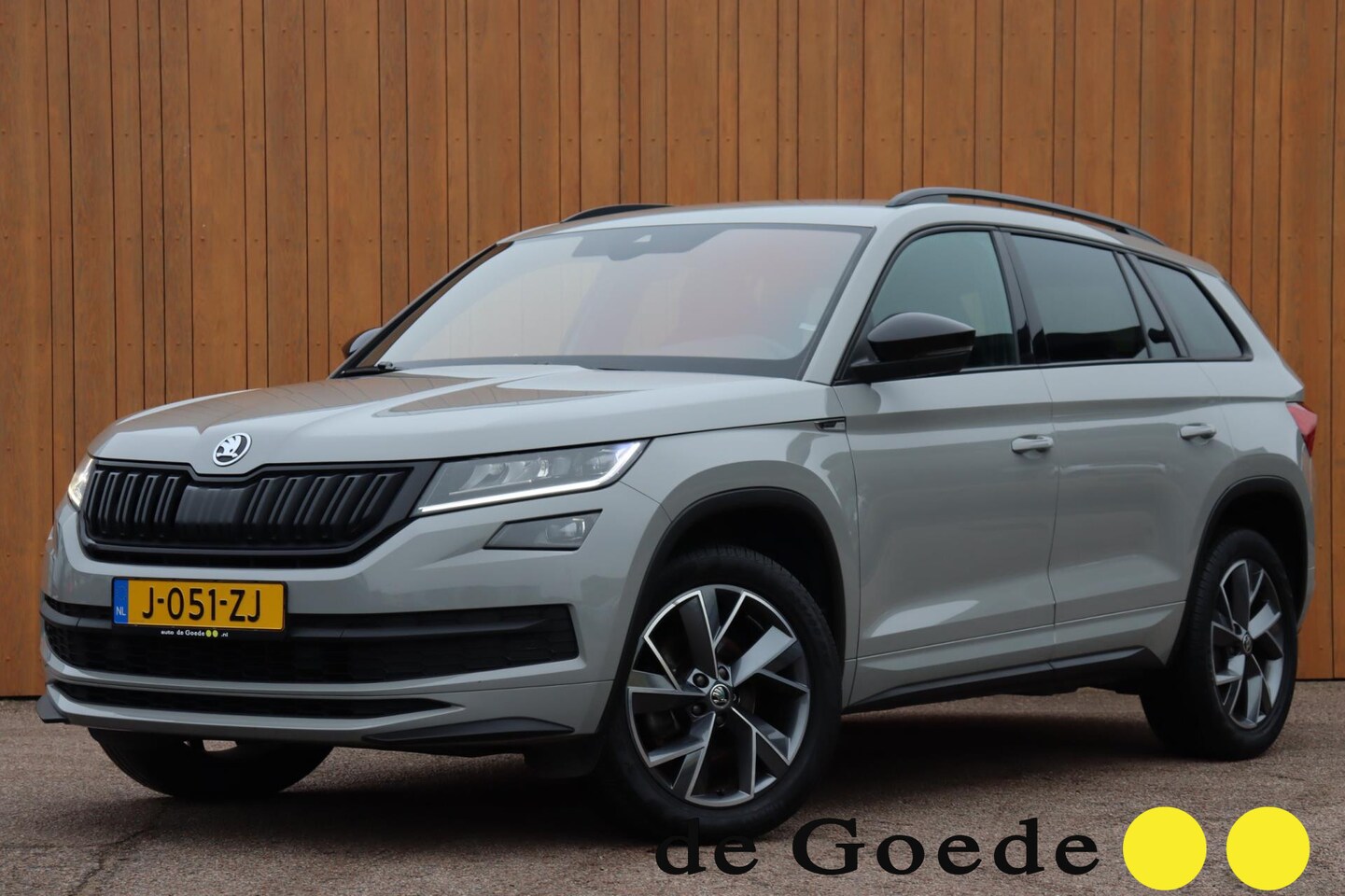 Skoda Kodiaq - 1.5 TSI Sportline Bus org. NL-auto camera el.klep stoel+stuurverw canton - AutoWereld.nl