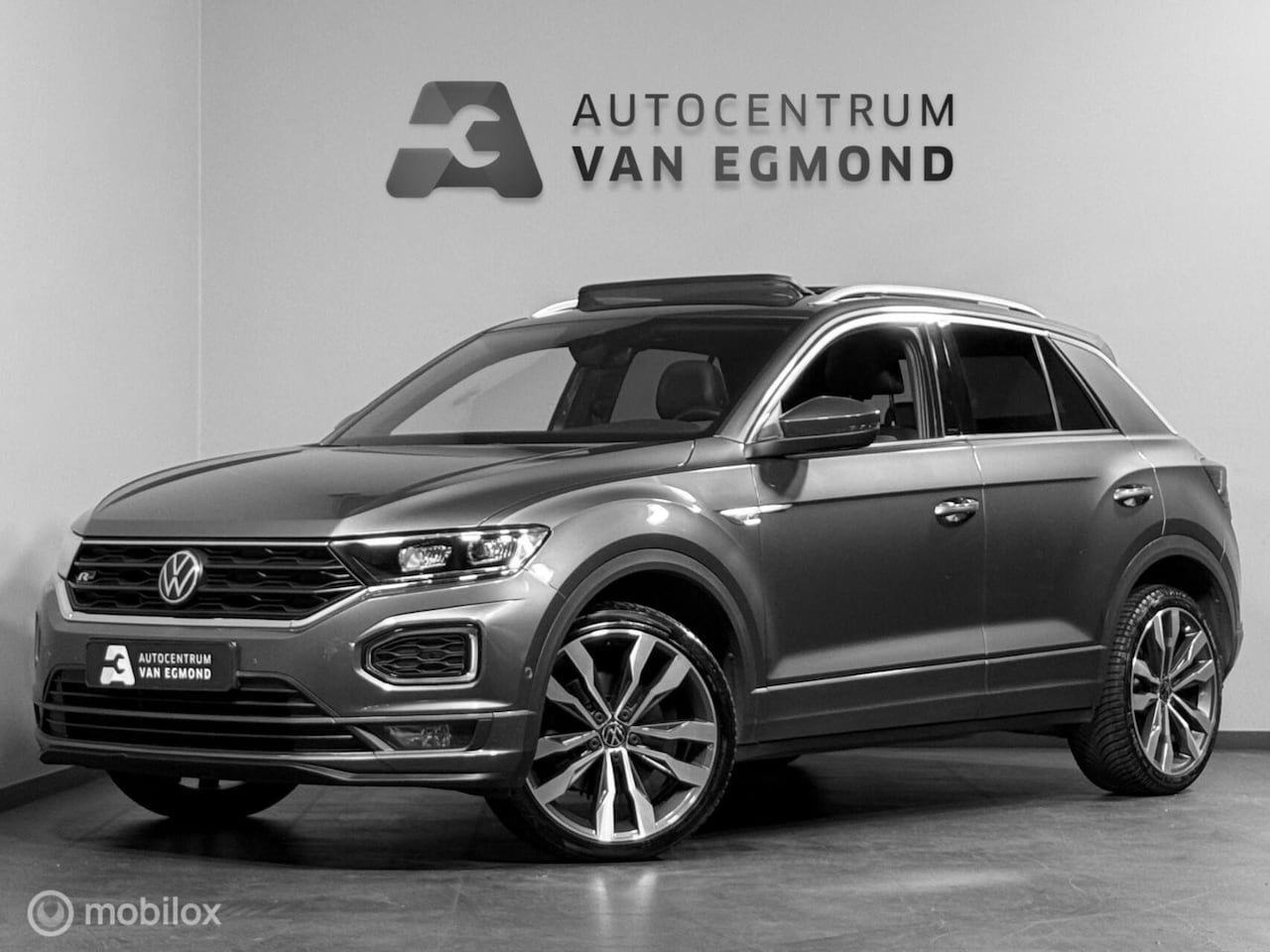 Volkswagen T-Roc - 1.5 TSI DSG 2X R-LINE | PANO | AD. CRUISE - AutoWereld.nl