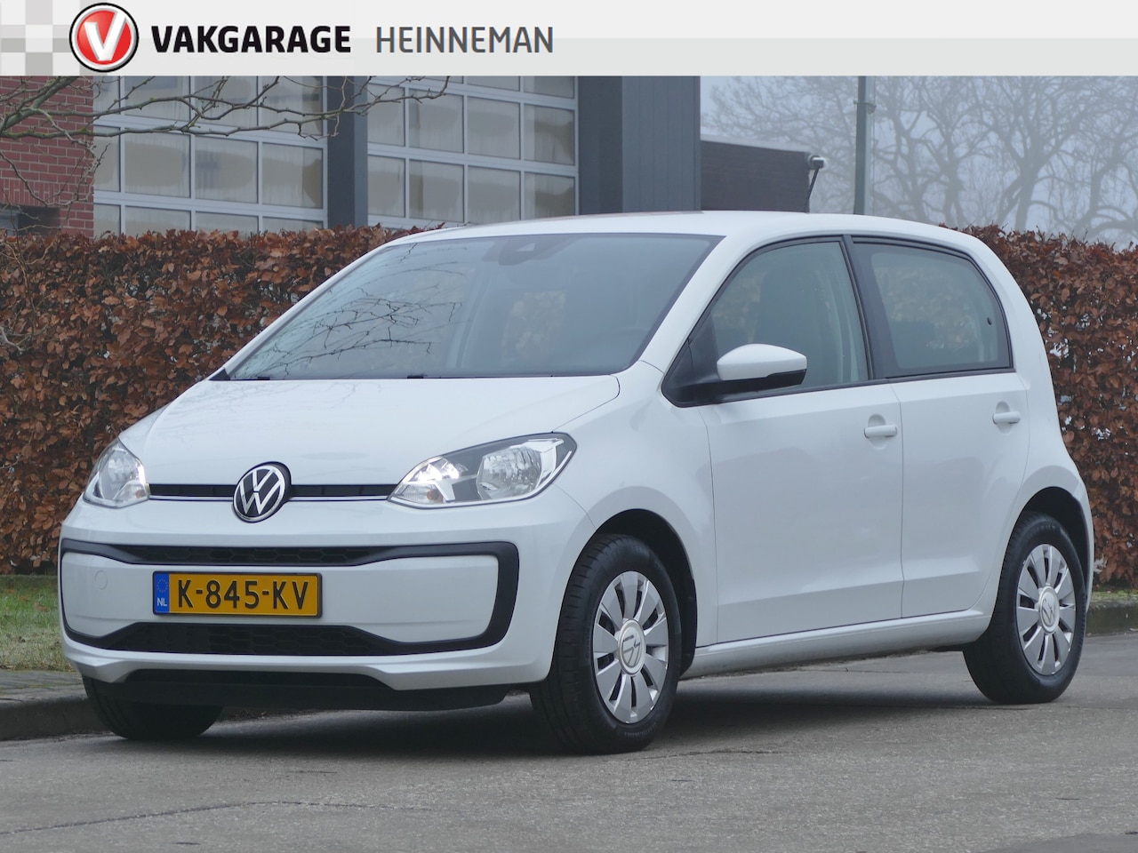 Volkswagen Up! - 1.0 BMT move up! | airco | bluetooth - AutoWereld.nl