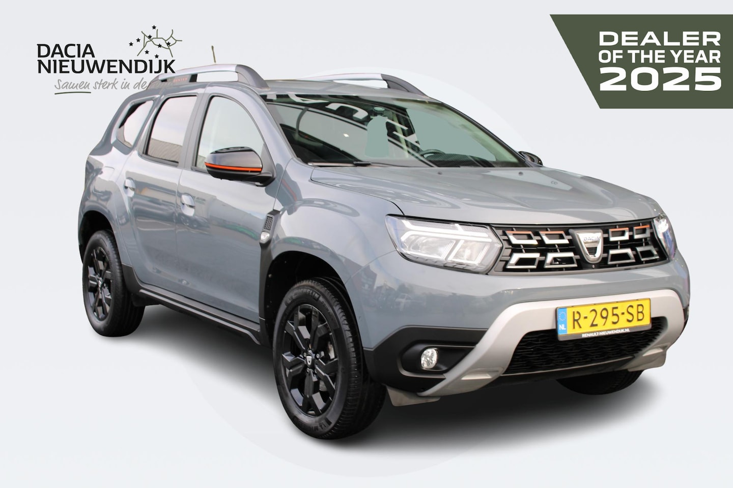 Dacia Duster - 1.0 TCe Bi-Fuel Extreme / NAVIGATIE / CLIMATE CONTROL / PDC + CAMERA / APPLE & ANDROID CAR - AutoWereld.nl
