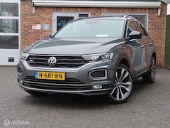 Volkswagen T-Roc - 1.5 TSI Sport Business R-Extr|Panoramadak|Camera|Carplay|Stoelverwarming|Led