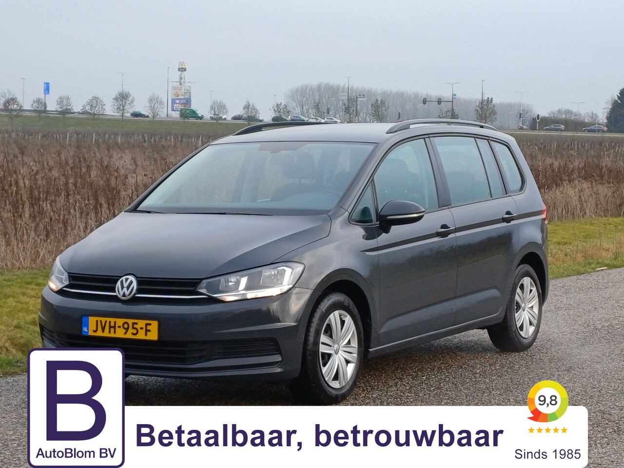 Volkswagen Touran - TSI Comfortline 7-Pers. /Clima/Navi/Carplay/Cruise/ - AutoWereld.nl
