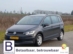 Volkswagen Touran - TSI Comfortline 7-Pers. /Clima/Navi/Carplay/Cruise/