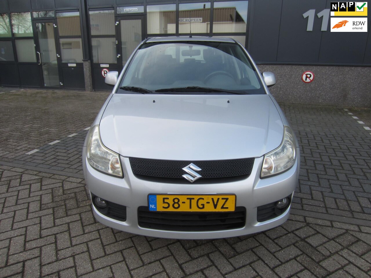 Suzuki SX4 - 1.6 Exclusive 2006 Airco NAP! APK! - AutoWereld.nl