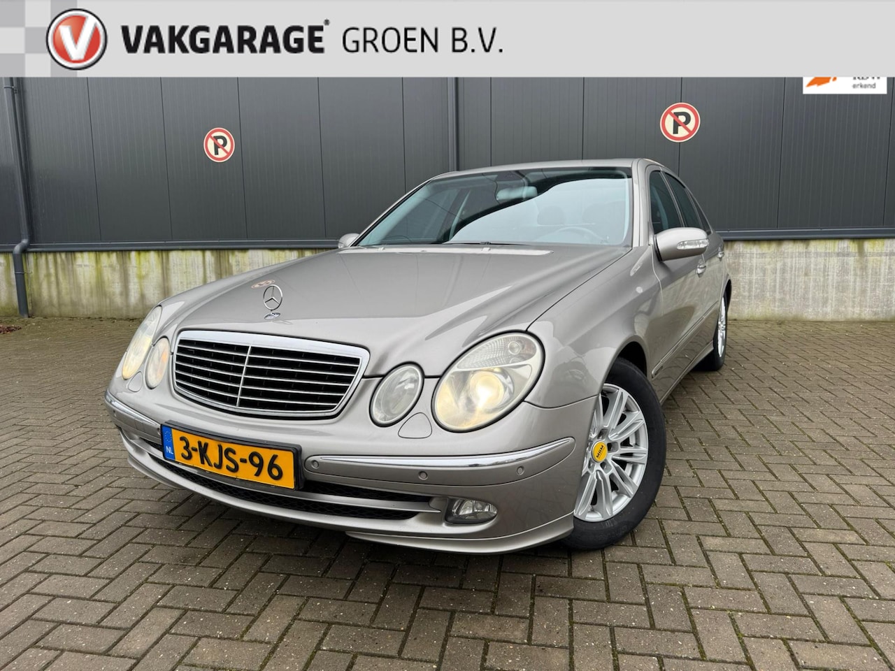 Mercedes-Benz E-klasse - 280 Avantgarde Select / LPG / Climate / Cruise / stoelverw. / memory stoelen / pano dak ! - AutoWereld.nl