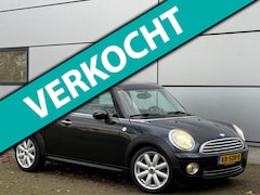 MINI Clubman - 1.6 Cooper 1e Eignr |Pano |Stoelverw |Led |Xenon |Stuurbed |Clima |Nap |Boekjes