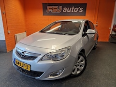 Opel Astra - 1.6 / 5 DEURS / SPORT-EDITION / NAVI / AIRCO