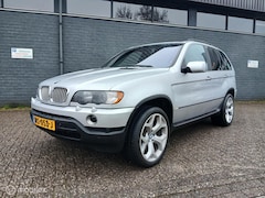 BMW X5 - 4.4i Executive Bomvol opties/Topstaat