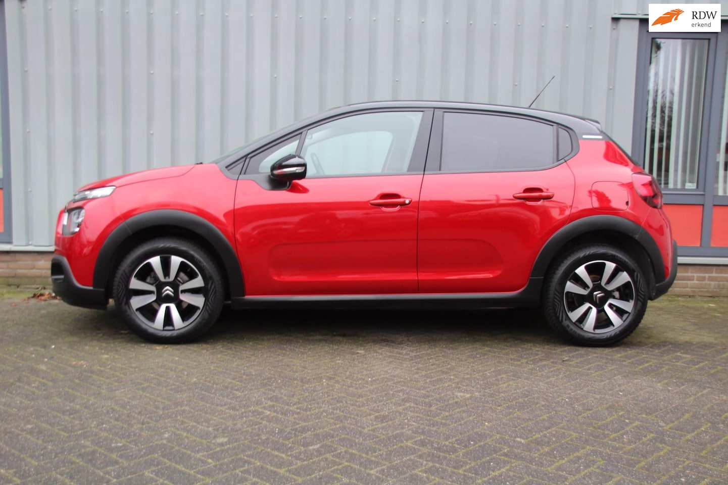 Citroën C3 - 1.2 PureTech Shine 110 PK Automaat - AutoWereld.nl