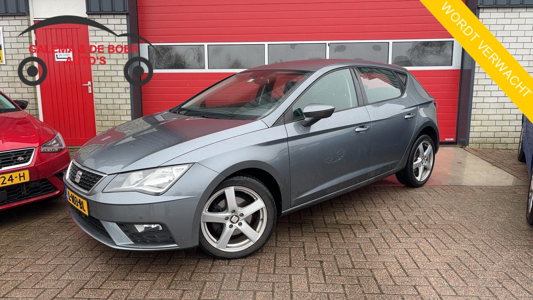 SEAT Leon - 1.6 TDI Style CARPLAY / NAVI / CLIMA / PDC / BLUETOOTH / CRUISE - AutoWereld.nl