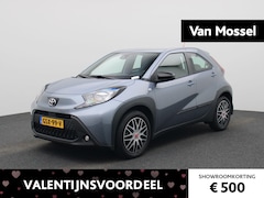 Toyota Aygo X - 1.0 VVT-i S-CVT Play Automaat | Apple/Android Play | Camera | Cruise | DAB | LED | 12 Maan