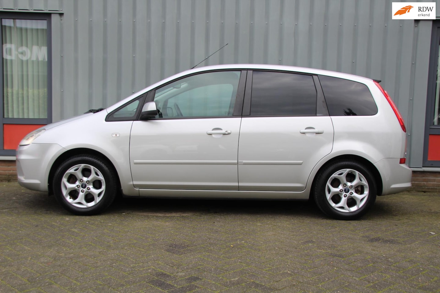 Ford C-Max - 1.6-16V Titanium 67.000 km Dealer onderhouden Nieuwstaat - AutoWereld.nl