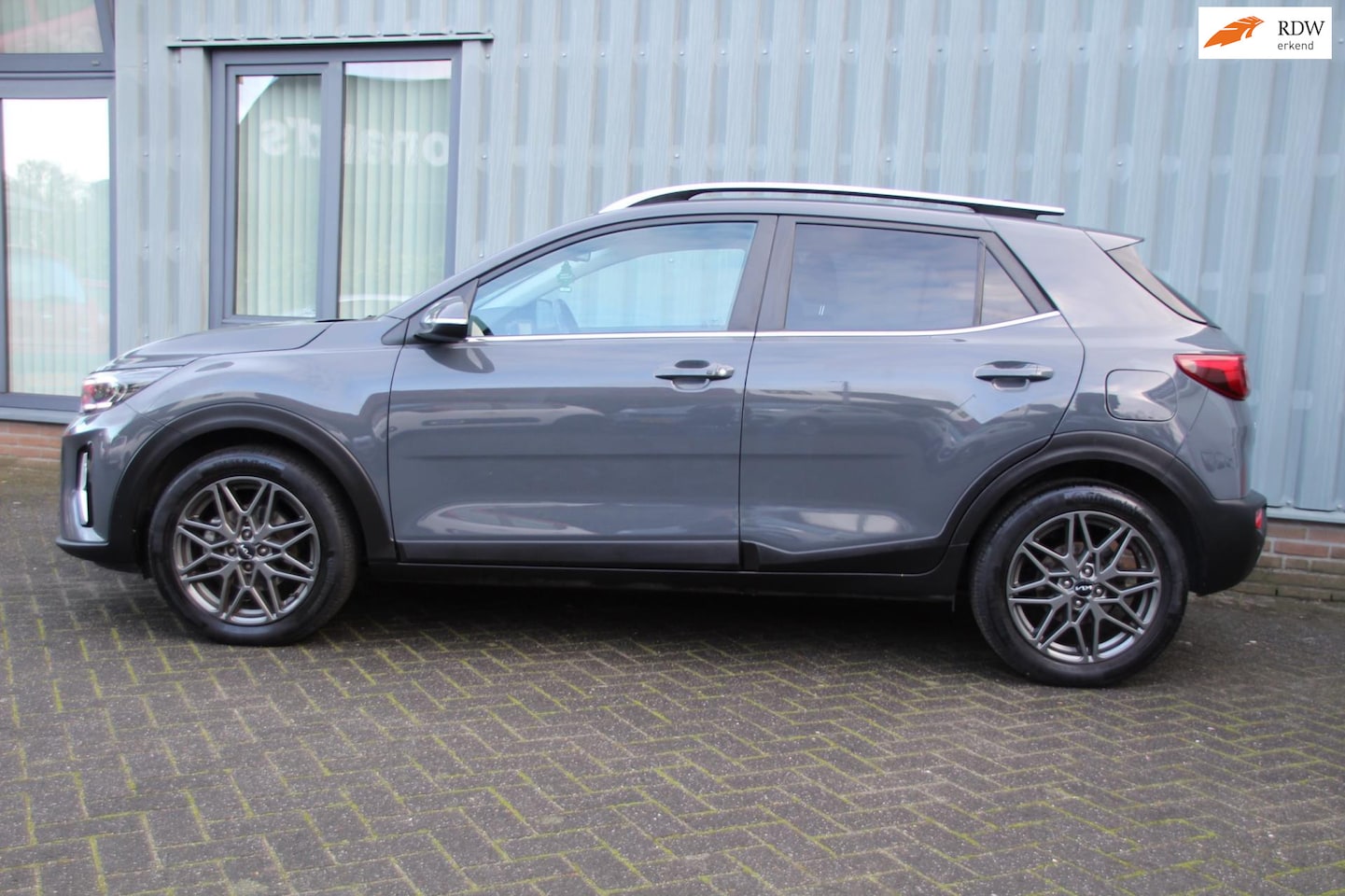 Kia Stonic - 1.0 T-GDi MHEV DynamicLine Automaat 22.000 kms - AutoWereld.nl