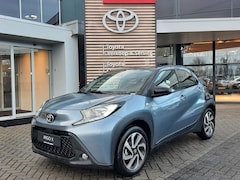 Toyota Aygo X - PULSE STOELVERW LM-VELGEN AD-CRUISE APPLE/ANDROID BI-TONE CAMERA BLUETOOTH