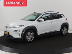 Hyundai Kona Electric - EV Premium 64 kWh | SOH 100% | 3 Fase | Stoelventilatie | Leder | Head-Up | Warmtepomp | T