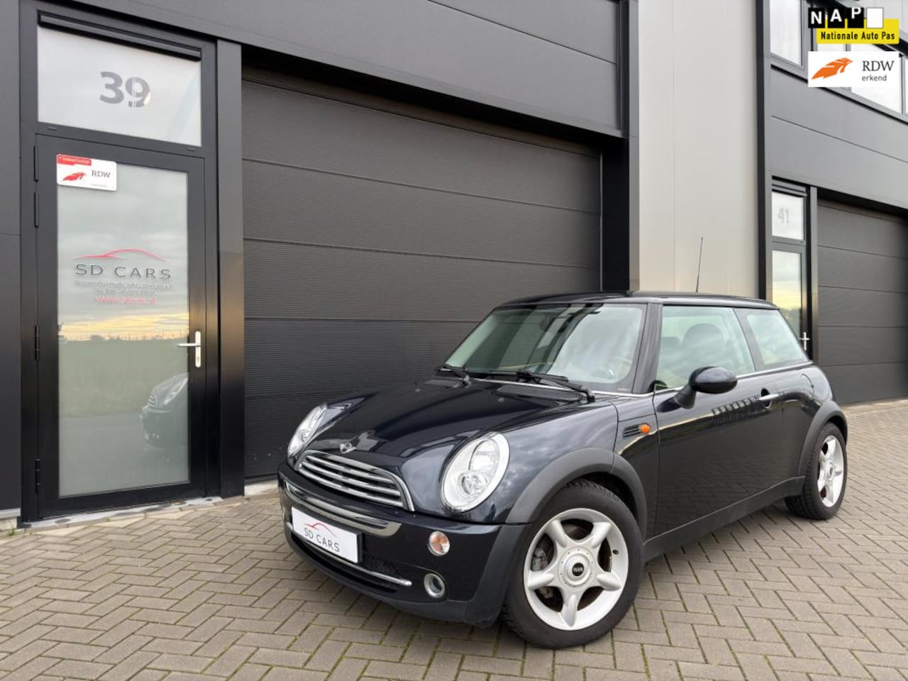 MINI Cooper - Mini 1.6 Chili|Airco|Weinig KM|APK nieuw|NAP - AutoWereld.nl