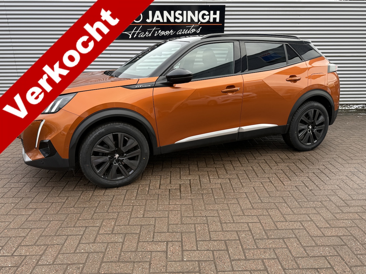 Peugeot 2008 - 1.2 PureTech 130PK GT-Line met schuif/kanteldak!! | Stoelverwarming/ Massage | Navi | Came - AutoWereld.nl