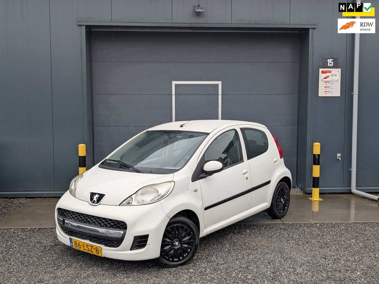 Peugeot 107 - 1.0-12V XS 1.0-12V XS, NAP, AIRCO - AutoWereld.nl