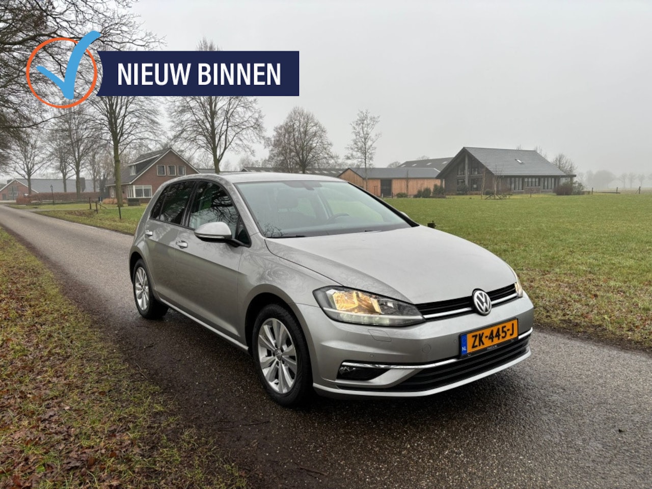 Volkswagen Golf - 1.4 TSI Comfortline | Navigatie | Adaptieve Cruise | Stoelverwar - AutoWereld.nl