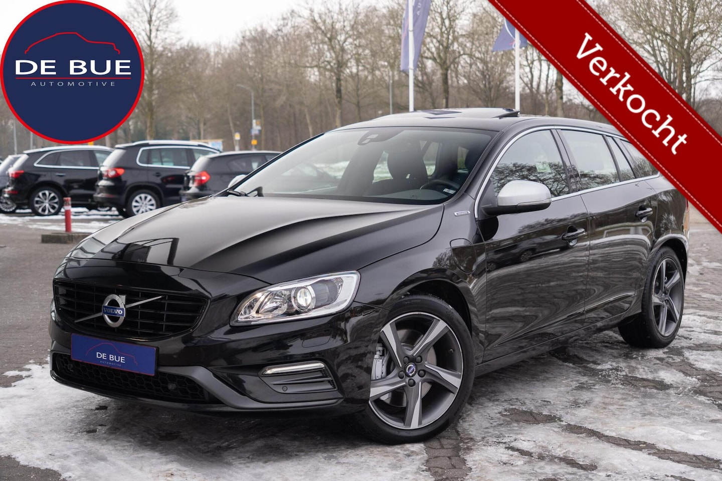 Volvo V60 - 2.4 D6 Twin Engine R-Design|2e eig.|Pano|Standkachel|Harman Kardon|Trekhaak|Dealer onderho - AutoWereld.nl