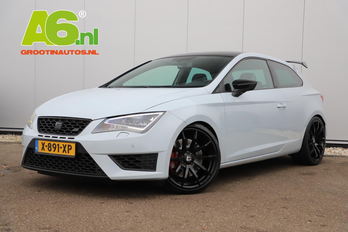SEAT Leon SC - 2.0 TSI Cupra 360PK DSG Automaat Bull X Uitlaat Spoiler 19 inch Full LED Stoelverwarming N - AutoWereld.nl