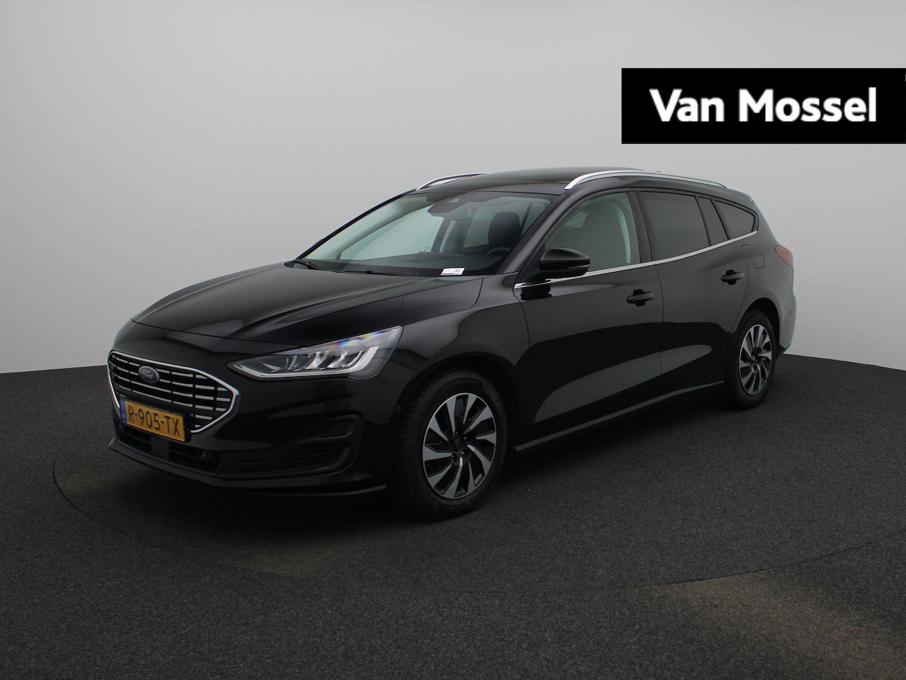 Ford Focus Wagon - 1.0 EcoBoost Hybrid Titanium | Panoramadak | Cruise Control | Climate Control | Winterpakk - AutoWereld.nl