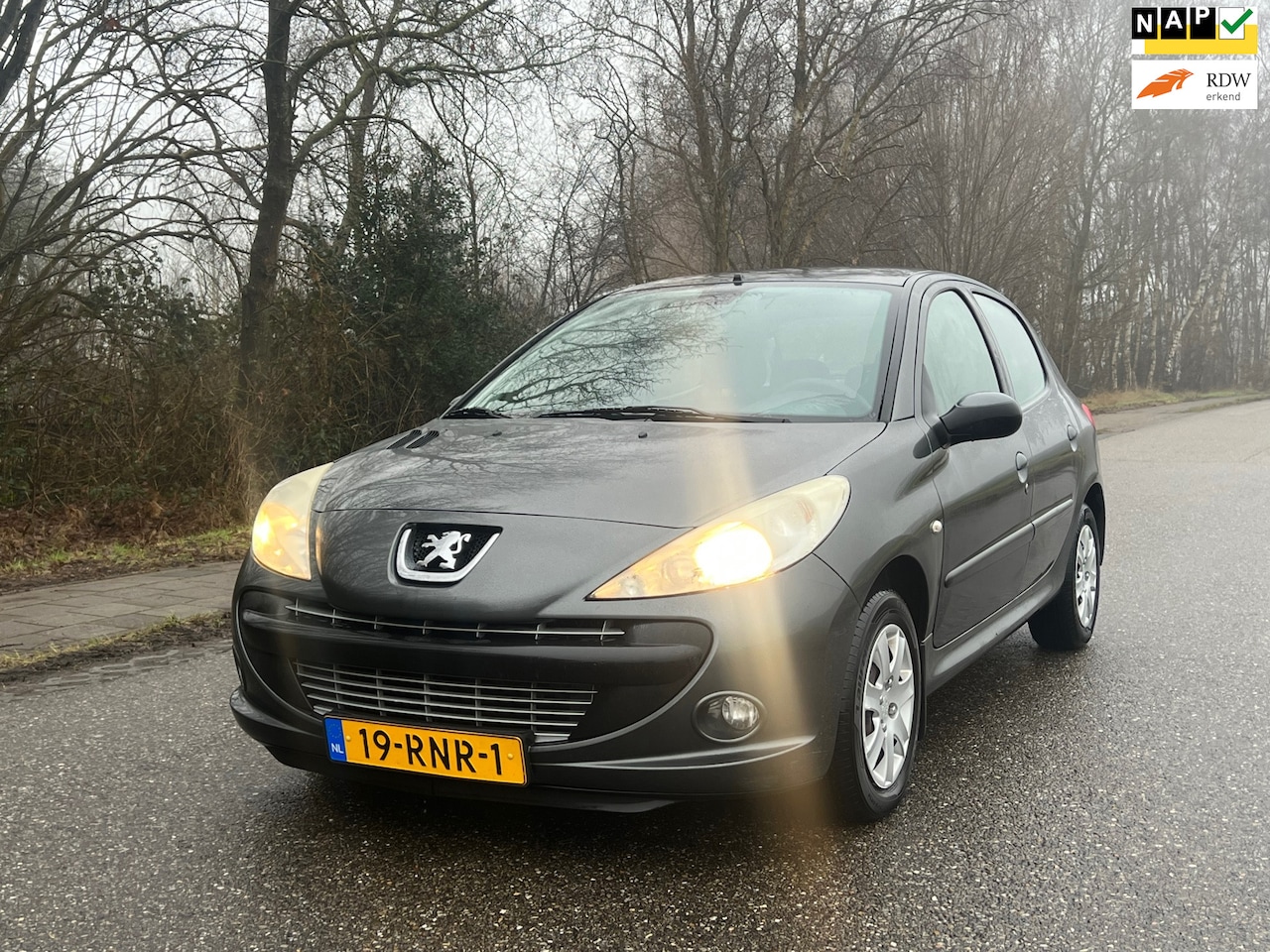 Peugeot 206 - 1.4 XS | Airco + Cruise Nu € 1.975,-!!! - AutoWereld.nl
