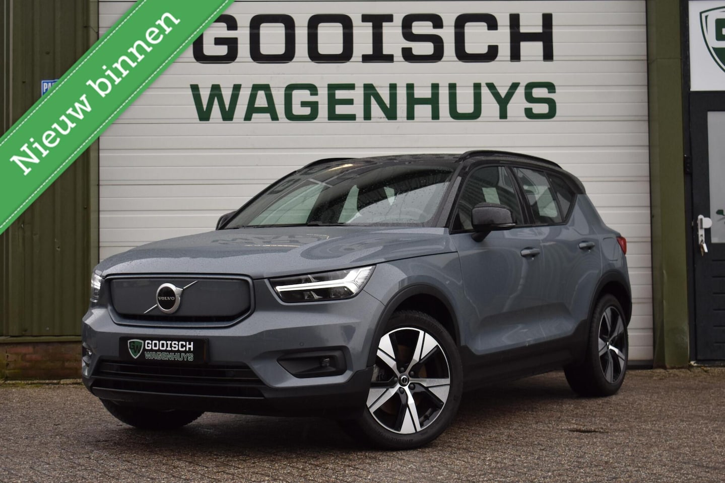 Volvo XC40 - Recharge P8 AWD R-Design | Stoel/Stuurverwarming | Camera | Carplay | - AutoWereld.nl