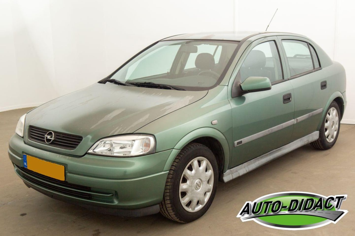 Opel Astra - 1.6-16V Club 1.6-16V Club - AutoWereld.nl