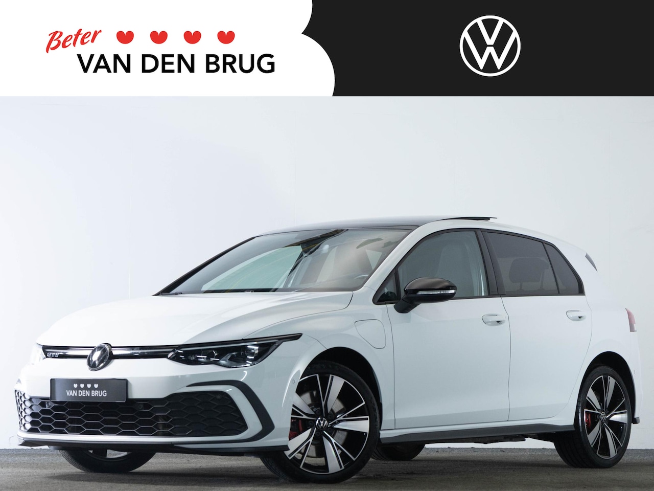 Volkswagen Golf - GTE 1.4 245 PK eHybrid DSG | LED IQ | Black Style | Panoramadak | Side Assist | Stoel & St - AutoWereld.nl