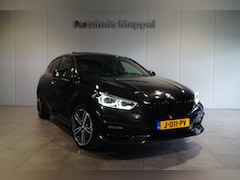 BMW 1-serie - 118i Sport Line | LED | Harman/Kardon | Panoramadak |
