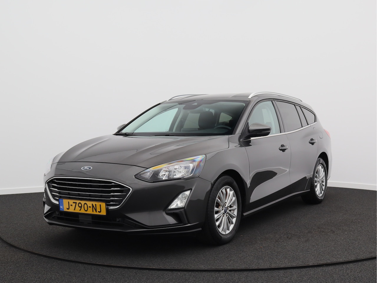 Ford Focus Wagon - 1.0 EcoBoost Hybrid Titanium X Business/ trekhaak! - AutoWereld.nl