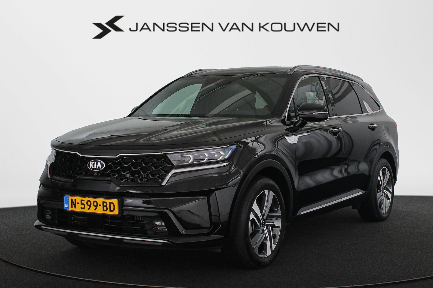 Kia Sorento - 1.6 T-GDI Plug-in Hybrid 4WD ExecutiveLine 7p. Pano Stoelverwarming Stoelventilatie Head-U - AutoWereld.nl