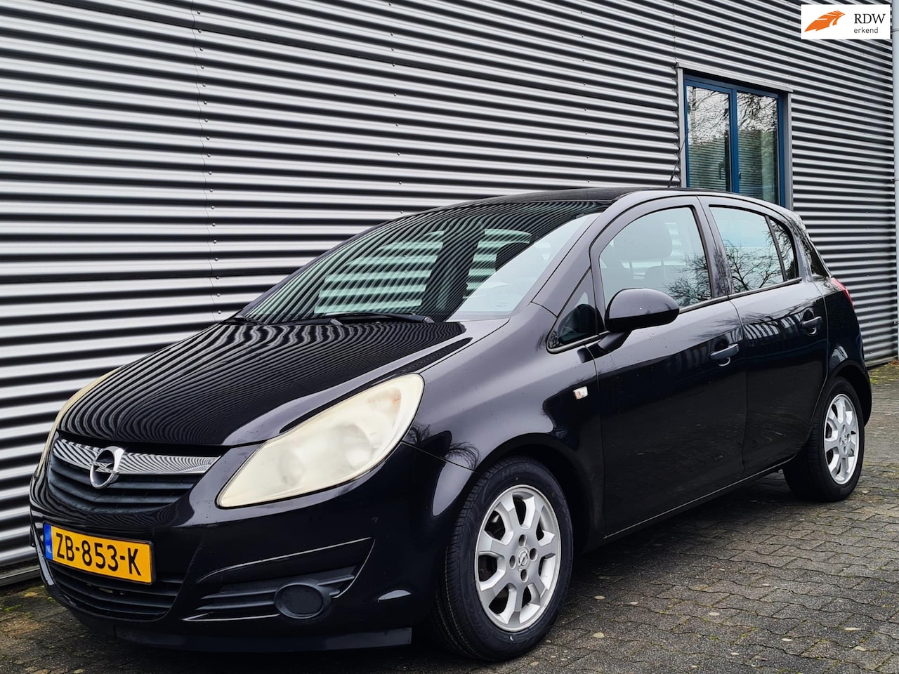 Opel Corsa - 1.0-12V Essentia 5drs 03-2008 Zwart Metallic APK NIEUW!! - AutoWereld.nl