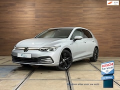 Volkswagen Golf Plus - 1.5 eTSI 150PK Black Style | Licht+Zicht Pakket | ErgoActive | Ambient | Discover Media |