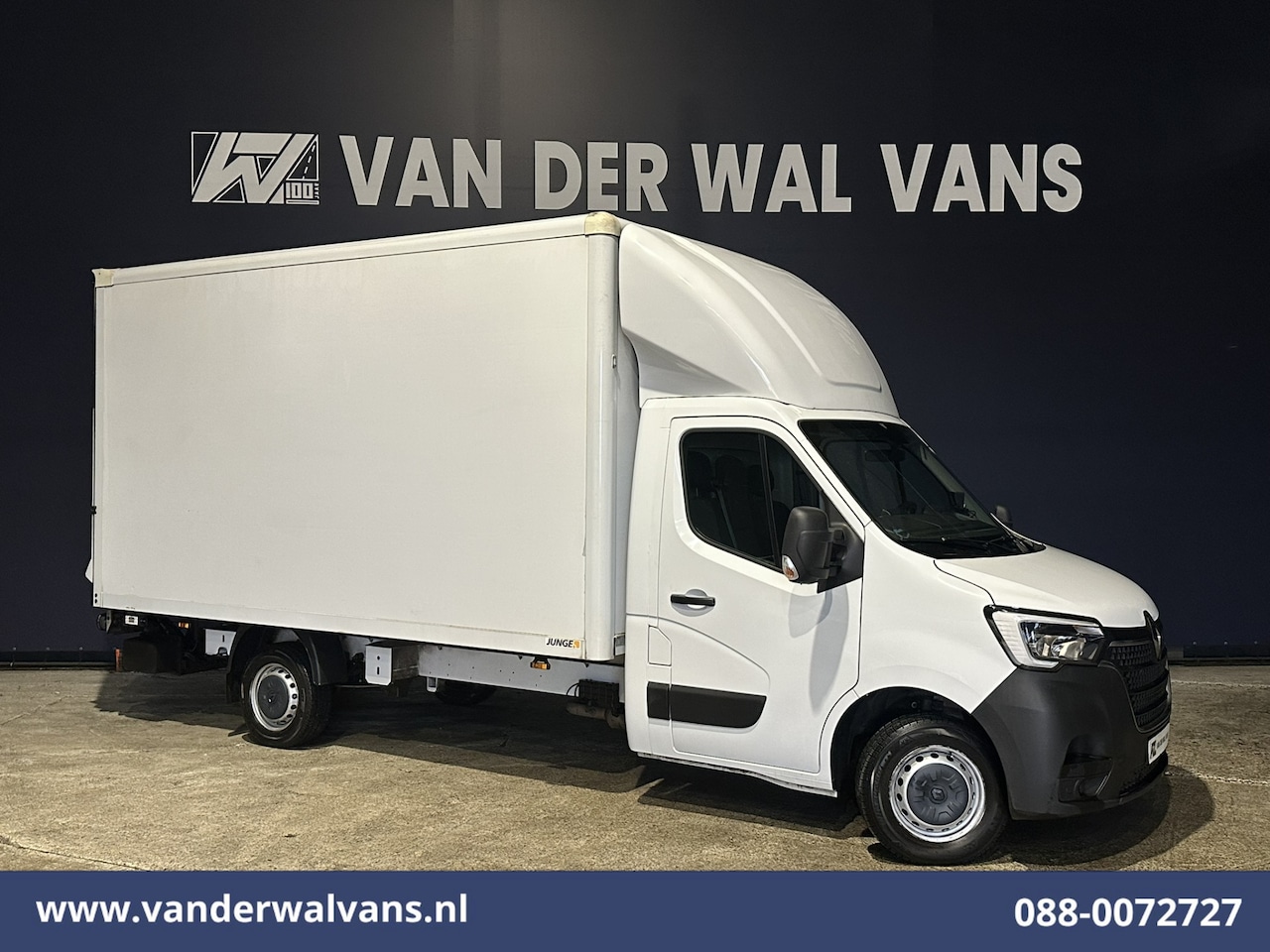 Renault Master - 2.3 dCi 164pk Bakwagen Laadklep Euro6 Airco | Cruisecontrol | 1045kg laadvermogen Bijrijde - AutoWereld.nl
